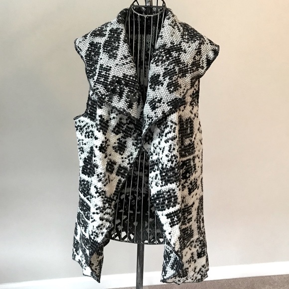 UBU Black and White Tweed Vest - Picture 1 of 2
